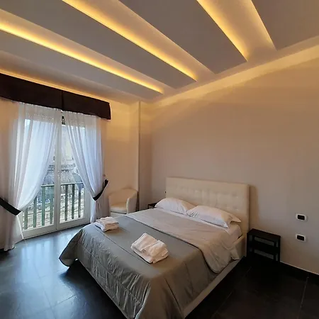 Tiffany & Babylon Luxury Aparthotel Napoli