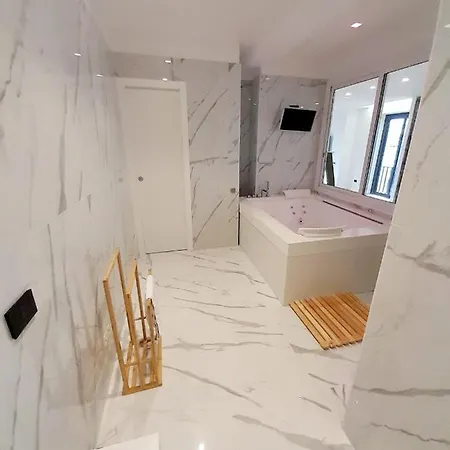 Apartmanhotel Tiffany & Babylon Luxury 4*