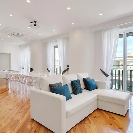 Tiffany & Babylon Luxury Neapol