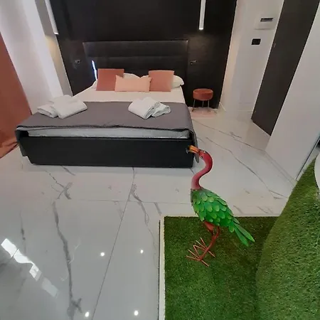 Tiffany & Babylon Luxury Aparthotel