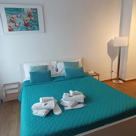 Tiffany & Babylon Luxury Aparthotel