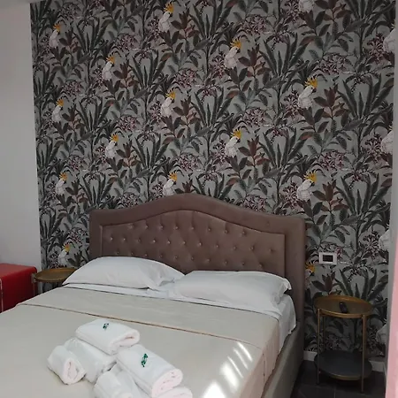 Tiffany & Babylon Luxury Aparthotel