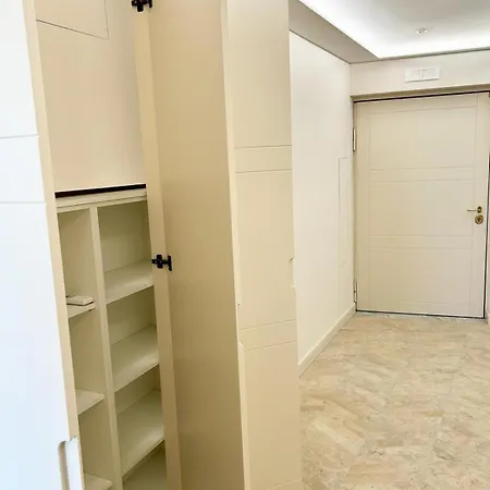 Tiffany & Babylon Luxury Naples