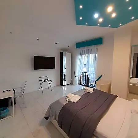 Tiffany & Babylon Luxury Апарт-отель 4*
