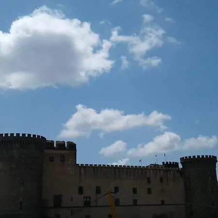 Tiffany & Babylon Luxury Apartahotel