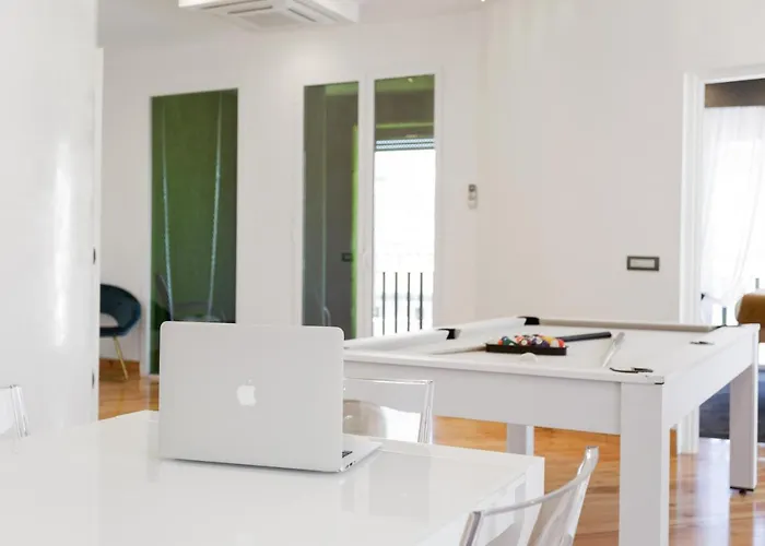 Tiffany & Babylon Luxury Neapol