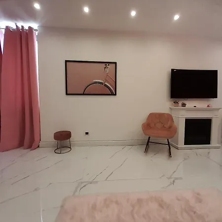 Tiffany & Babylon Luxury Hotel apartamentowy