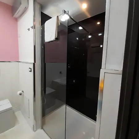 Tiffany & Babylon Luxury Hotel apartamentowy Neapol