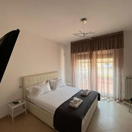 Hotel apartamentowy Tiffany & Babylon Luxury Neapol